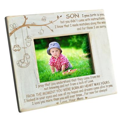 China Environmental Friendly Custom Baby Photo Frame Engraved Picture Frame Wood Rustic Picture Frame for sale