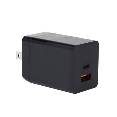 China Mobile Phone PD 45W Fast Wall Charger for Phone Protection PD3.0 QC3.0 with Type A and Type C Output for sale