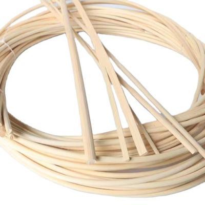 China Bleached And Polished Rattan Cane Rattan Cane /Rattan Cane Materials /Raw Top Rattan Pole Decor Manufacturer China for sale