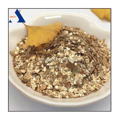 China Calcined Gold Mica Flakes Golden Mica Flakes for decoration for sale