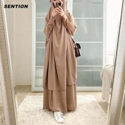 China Muslim Clothing Long Sleeve Robe Long Sleeve Robe Two Piece Two Piece Islamic Clothing Wholesale Muslim Set for sale