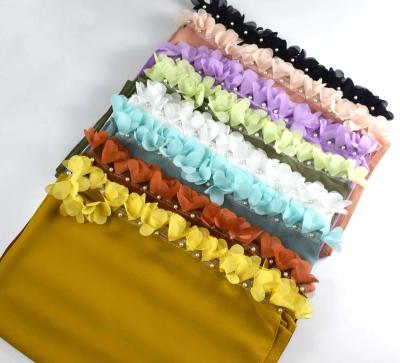 China Simple Beaded Muslim Muslim Headscarf Gauze Scarf Flower Lace Chiffon Pearl Malaysian Hijab for sale