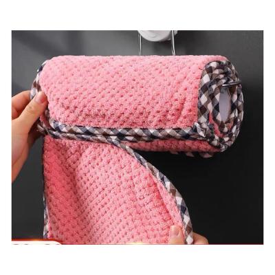 China Viable Absorbent Cleaning Dishtowel Coral Fleece Dish Cloth Household Refined Oil Dishcloth Household Fish Scale Kitchen Products for sale