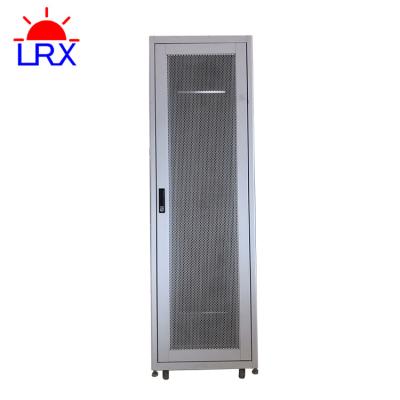 China Stainless Steel / Cold Roll Surface Network Booth , OEM Steel Four Wheel Mobile Landing Network Customization Data Cabinet for sale