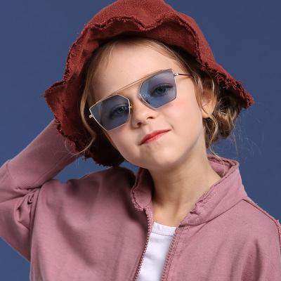 China Fashion Sunglasses 2022 Wholesale New Children's Sunglasses Kids Shape Glass Party Polarized Trendy Sunglasses for sale