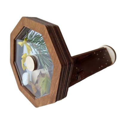 China Wooden Kid's Play Children's Kaleidoscope Spinning Toy Filled With Flowers Handmade Working Kaleidoscope for sale