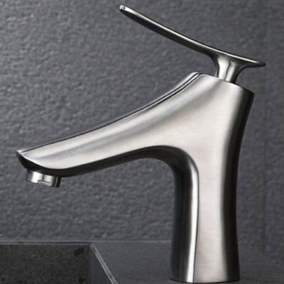 China Modern Design Single Handle Cold Water Metered Basin Faucets Hot Basin Mixer Tap Faucets for sale