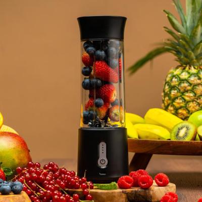 China Car Amazon Hot Selling Blender Mini Personal Blender Smoothie Maker USB Portable Rechargeable Blender BPA Free for sale