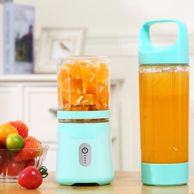 China Portable Electric Smoothie Juicer Machine Mini Car USB Food Processor Sports Blender for sale