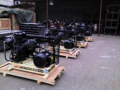 China 40Bar Screw Piston Air Compressor  Excellent Cooling Effect for sale