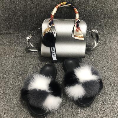 China Mom and Me Fashion Trend Fashion Women Kids Real Raccoon Fur Fluffy Fur Slides Ladies Fluffy Outdoor Purse Set Sandals Slippers for sale