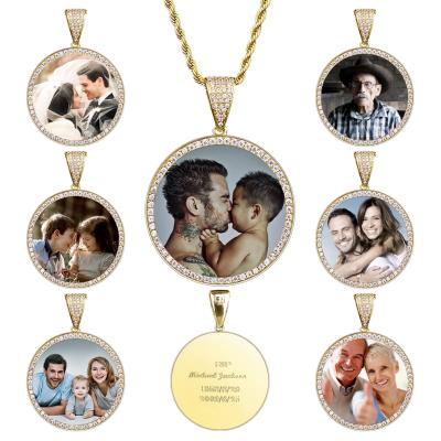 China CLASSIC Custom Personalized Personalized Pendant Necklace White Silver Stainless Steel Round Photo Frame Charm Pendant for sale