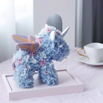 China Real preserved flowers Unicorn Design Valentine Gift of hydrangea for sale