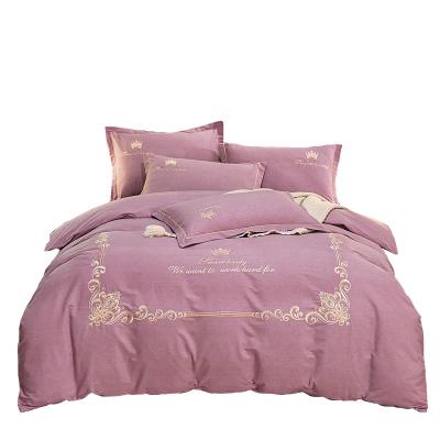 China 4pcs bedding folded set luxury 100% cotton king queen bed set for adult solid color wholesale for sale