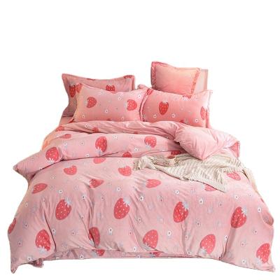 China Fashion Folded Modern Milk Cut Out Velvet Bedding Set Home Sheet Set Pink Strawberry Wholesale for sale