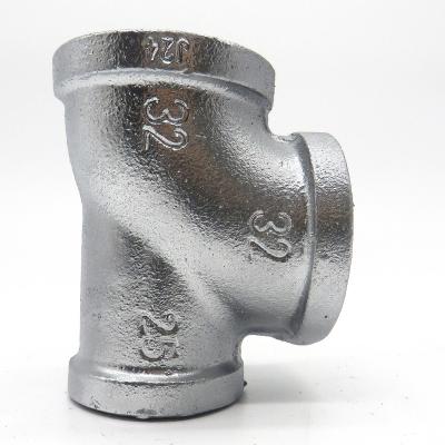 China Fire Fighting  Tee 3 Way Female Galvanized Malleable Iron Gi Nipple Cross Npt Bspt Threaded Steel Pipe Fittings Elbow Union Plug Nipple Socket for sale