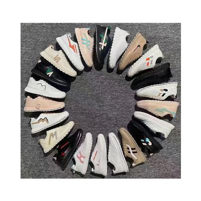 China Fashion Trend Mixed Type Stock Lots Quality Assurance Wholesale Black Shoes Women Cheap Winter for sale