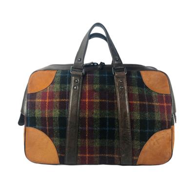 China Vintage Style Factory Direct Sale Plaid Pattern Portable Duffel Bag for sale