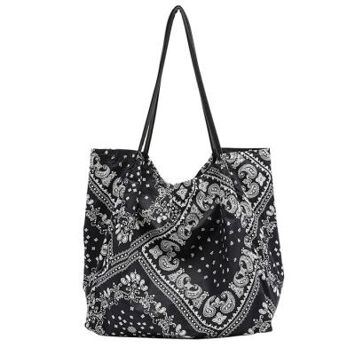 China Korean Printed Handled Women's Canvas Bag Designer Tote Hand Bag Retro Shoulder Bag for sale