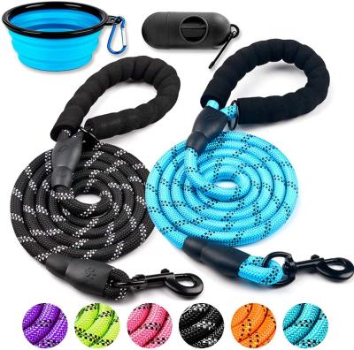 China Reflective Soft Padded Strong Grip Rope Dog Leash With Highly Reflective Leads For Small Large Dog for sale