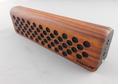 Chine Orateur résistant de bluetooth de temps en bois extérieur pour le comprimé, lecteur de musique numérique à vendre