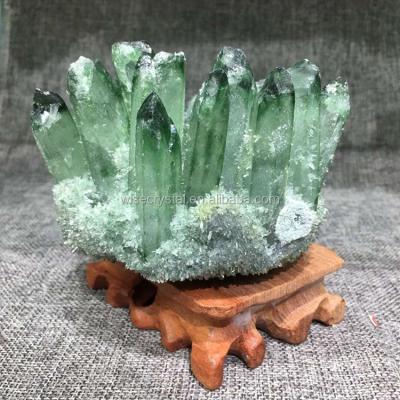 China Europe For Gifts Healing Ghost Green Cluster Stone Crystal Reiki Gemstone for sale