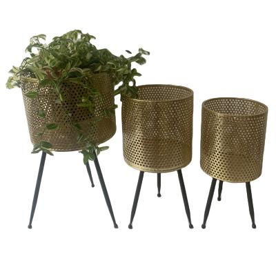 China Wholesale Luxury Modern Metal Iron Flower Pot Stand Tripod Stand Plant Stand Flower Display Stand for sale