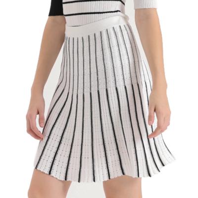 China Vadim Breathable Mini Woman Pleated Shorts Jumper Skirt Woman Cotton Knitted Skirts for sale