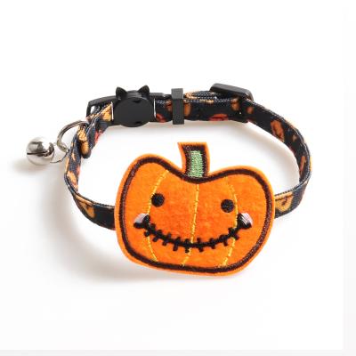 China New Pet Products Pumpkin Collar Jewelry Series Padded Cat With Bell Christmas Halloween Cat Collar for sale