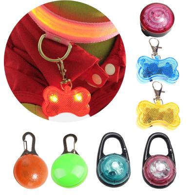 China Amazon Hot Sale 2021Dog Reflective Accessories LED Light Up Dog Collar Glow Pet Safety Tag Dog Pendant Light for sale