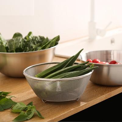 China Amazon 304 Stainless Steel Mixing Bowls Washing Fruits And Vegetables Hot Viable Colander Set Drain Basket Kitchen Tools for sale