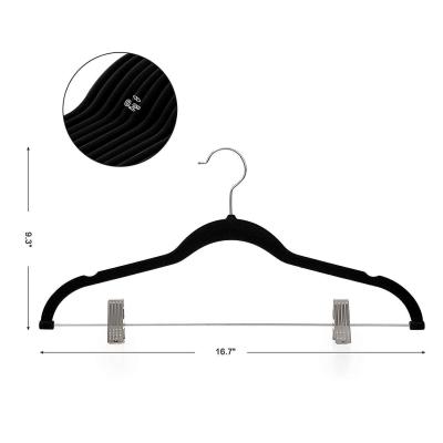 China Modern Space Saving Velvet Pants Hanger Stock Pants Slim Velvet Pants With Cclip Hanger for sale