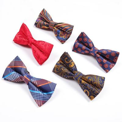 China Custom Striped Striped Bow Tie Mens Business Casual Silk Bow Ties For Men for sale