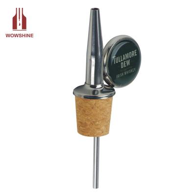 China Sustainable cork pourer for oil and wine with logo for sale