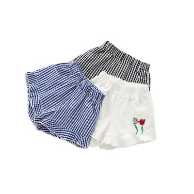 China 2023 custom embroidery cotton ruffle plaid girls breathable 100% casual shorts for summer in stock for sale