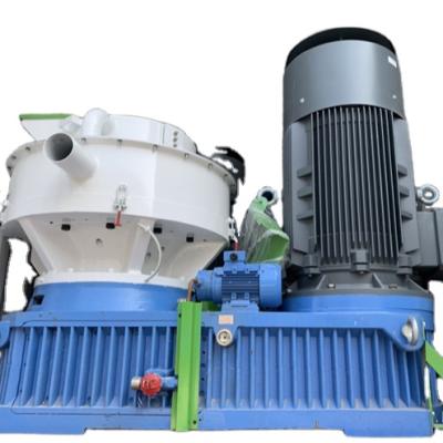 China Make CE XGJ850 2-4t/h biomass fuel pellets wood pellet mill machine, straw /rice husk pellet machine, wood pellet making machinery for sale