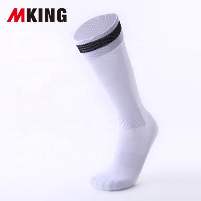 China Disposable compression football socks is colorful and popular many young people as sports socks for sale