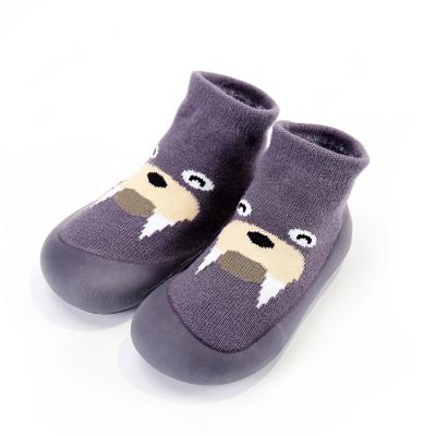 China Flat Rubber Soft Sole Anti-slip Logo Autumn Custom Baby Shoes For Boys for sale