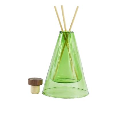 China Industrielles rundes Kegelglas 220 ml 24 Hals Leerparfum Diffusglas Aromatherapie Flasche kundenspezifische Farbe zu verkaufen