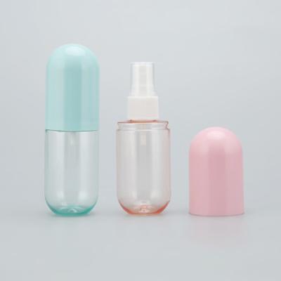 Cina 40/60ml SPRAYER PUMP PET Capsula Bottiglia Spray in bellissimo colore per acqua essenziale portatile in vendita