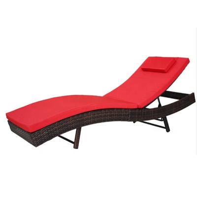 China Modern Outdoor Wicker Chaise Lounge Lounge With Padded Cushion for sale