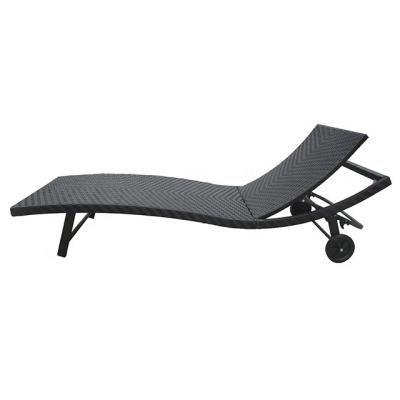 China Excellent impact resistance S shape folding bed rattan outdoor wicker sunlounge with wheels for sale