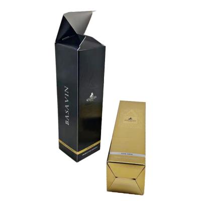 China Recyclable Custom Luxury Simple Wine Gift Glass Bottle Display Wine Box Silver Aluminum Board Packaging Paper UV Reverse Printing Box for sale