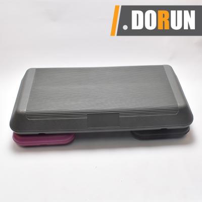 China Circuit size aerobic training aerobic platform with red non-slip platform and two original black risers for sale