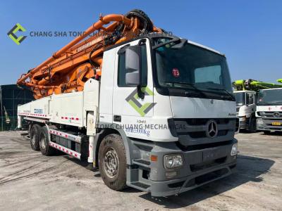 China In 2014 Zoomlion Concrete Pump Truck With Large Displacement 6 Cylinders And 6 Masts for sale