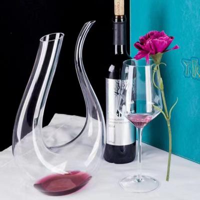 China Wholesale New Classic/Postmodern 1400ml 47oz Crystal Glass Red Wine Decanter Eco Unique Tilted Top U Shape Hand Blown Wine Decanter Decanter for sale