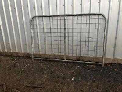 China Gate I Stay 10' (3000mm) w/ Graduated mesh - Metal Farm Gates Brisbane for sale