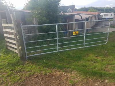 China Gate 5 Bar 14' (4200mm) - Metal Farm Gates for sale Field Brisbane Pick up for sale