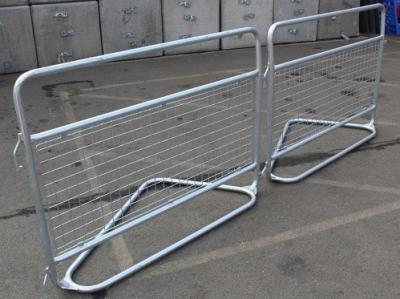 China 50 x Police Crowd Barrier / Met Barrier Metal Barrier for sale