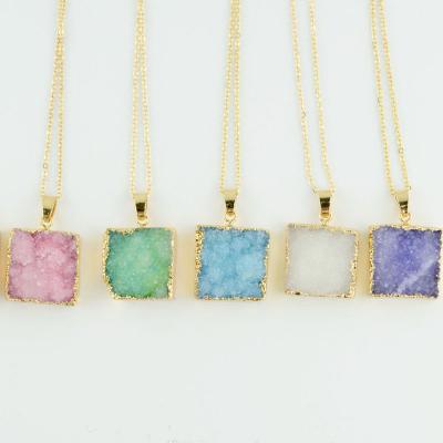 China FASHIONABLE Natural Druzy Stone Square Shape Pendants Charms Necklace For Gift 20mm Germ Crystal Druze Natural Stone Necklace for sale